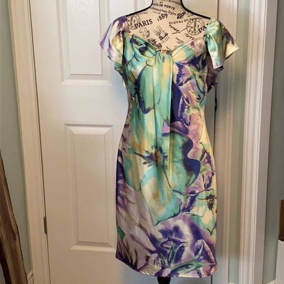 SALE💐Roulette Sz 6 dress - Picture 4 of 16